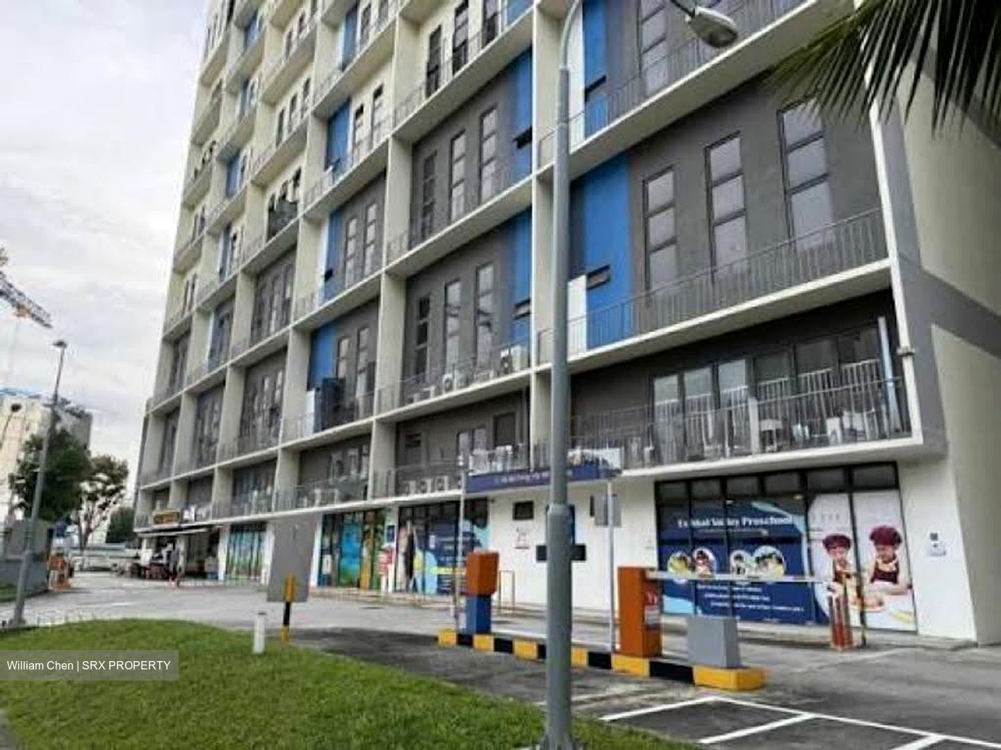 North Point Bizhub (D27), Factory #618753161